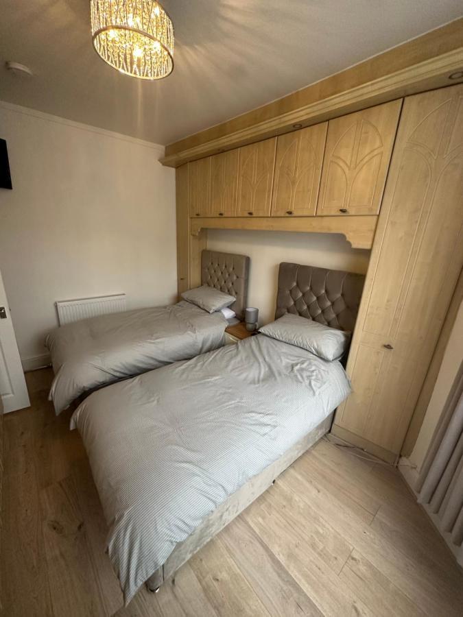 Watford Road House Holiday home Liverpool