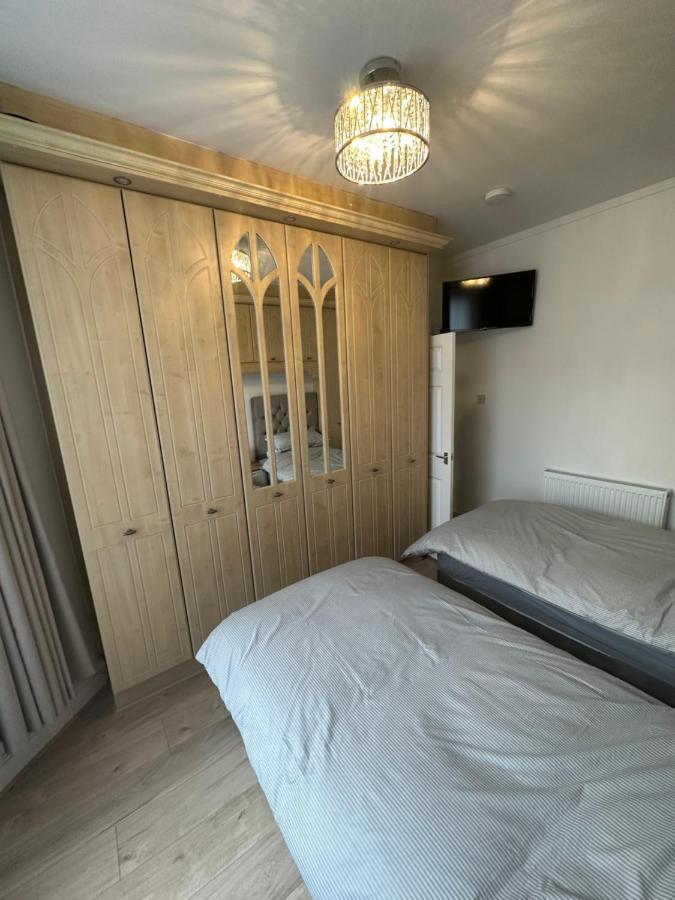 Watford Road House Holiday home Liverpool