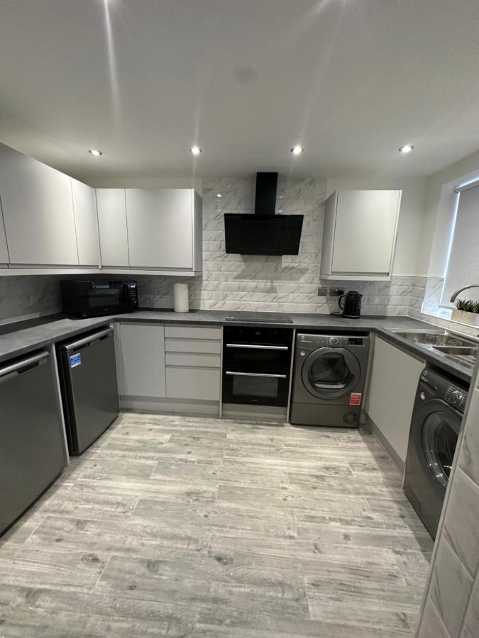 Holiday home Watford Road House *