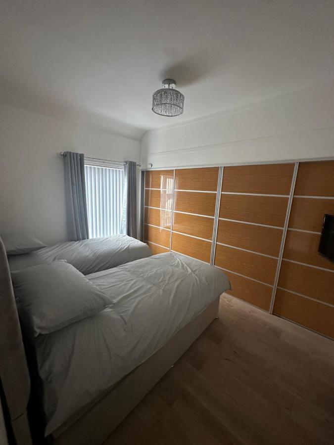 Ferienhaus Watford Road House *